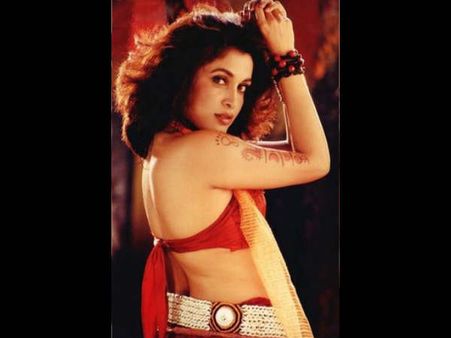 #HotPics: બાહુબલીની શિવગામીનો આ બોલ્ડ અંદાજ તમે જોયો છે?