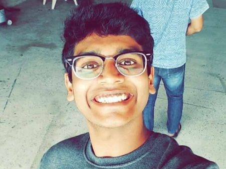 23 વર્ષીય વિદ્યાર્થીએ આત્મહત્યા કરતાં પહેલા રેકોર્ડ કર્યો લાઇવ વીડિયો