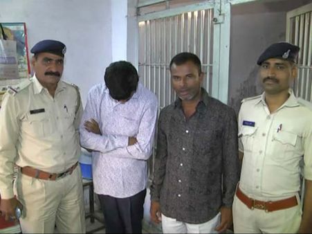 સુરતના દંપતી હત્યા મામલે પોલીસે 2 જમીન દલાલની ધરપકડ કરી