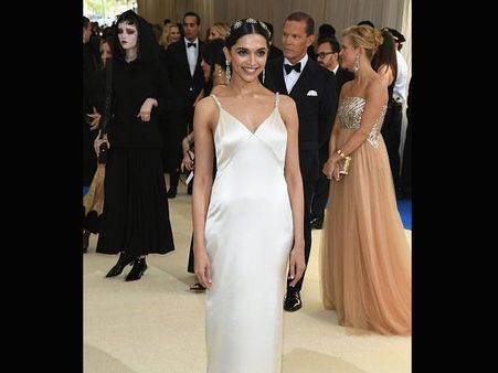 દીપિકા પાદુકોણ