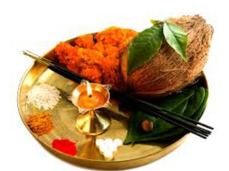 લક્ષ્મીને ખુશ કરવા અને આર્થિક તંગીમાંથી છૂટકારો મેળવવા