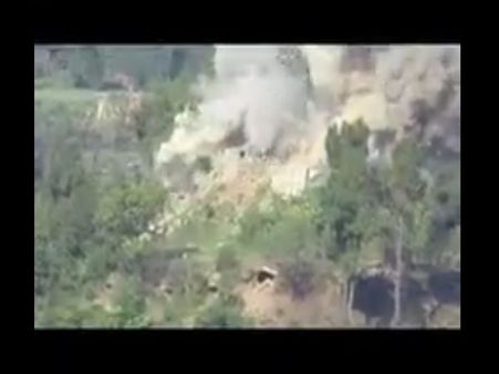 બંકરોમાંથી ભારતીય સેના પર થતો ગોળીબાર