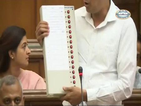 અમારી ડિગ્રી સાચી છે