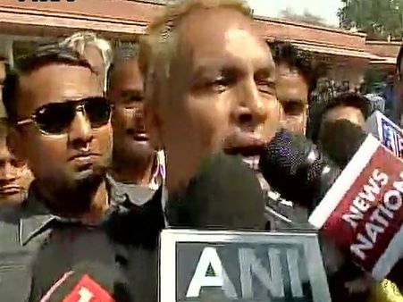 રાષ્ટ્રપતિ પાસે દયાની માંગણી