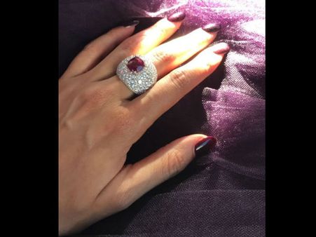 પ્રિયંકાને ફોલો કરી રહી છે દીપિકા?