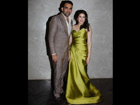 ઝહીર-સાગરિકાની સગાઇમાં સાથે જોવા મળ્યાં અનુષ્કા-વિરાટ