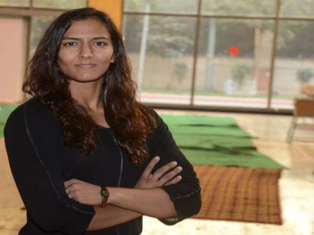 ખતરોં કે ખેલાડી 8: રોહિત શેટ્ટી ઘાયલ અને દંગલ ગર્લનું કન્ફેશન