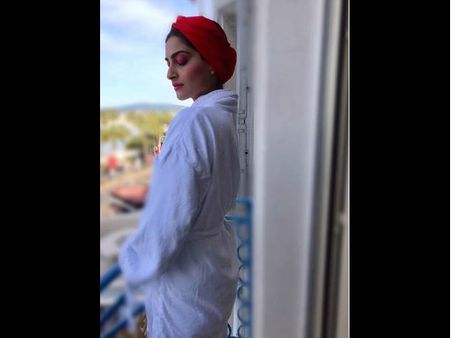 બોહો લુકની પહેલી ઝલક બોહો લુકની પહેલી ઝલક