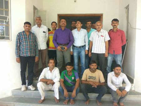 સાવરકુંડલા ખાતેથી નકલી ચલણી નોટો સાથે 2 શખ્સો ઝડપાયા