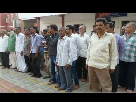 વડોદરાઃ 40 જુગારીઓની ધરપકડ, 3 લાખનો મુદ્દામાલ કબજે