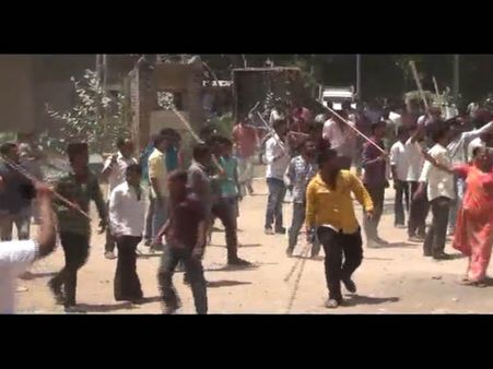 પંચમહાલઃ ગ્રામ પંચાયતની ચૂંટણીમાં 2 જૂથો વચ્ચે પથ્થરમારો