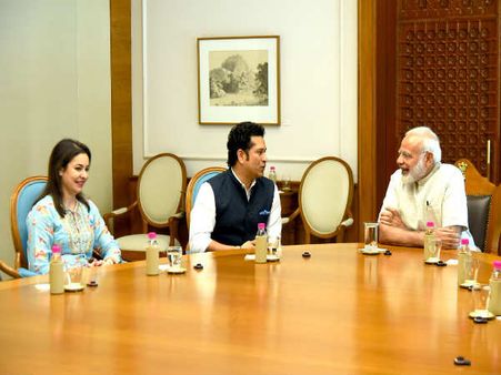 સચિન તેંડુલકરે કરી વડાપ્રધાન નરેન્દ્ર મોદી સાથે મુલાકાત