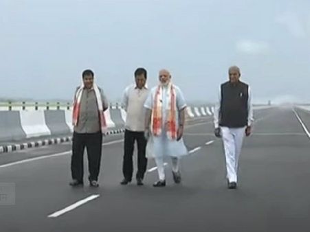 એશિયાના સૌથી લાંબા પુલનું મોદીએ કર્યું ઉદઘાટન, ચીન ચિંતામાં