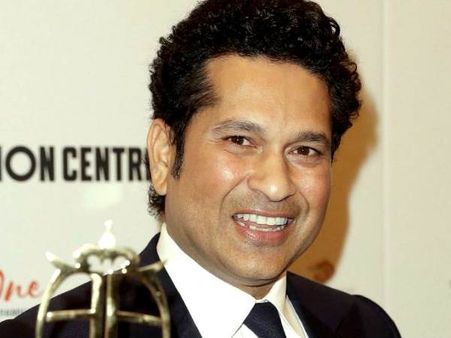 સચિન તેંડુલકરને એશિયન ફેલોશિપ એવોર્ડનું સન્માન