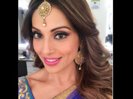 બિપાશા થઇ ટ્રોલ