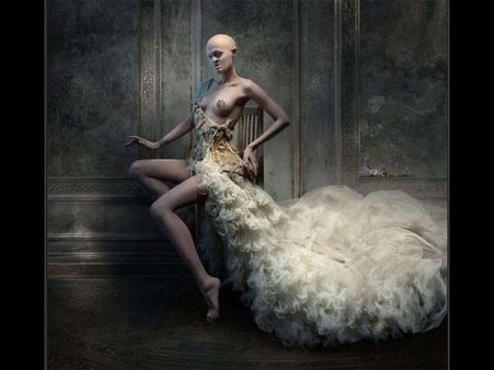 બોયફ્રેન્ડ કરી મદદ