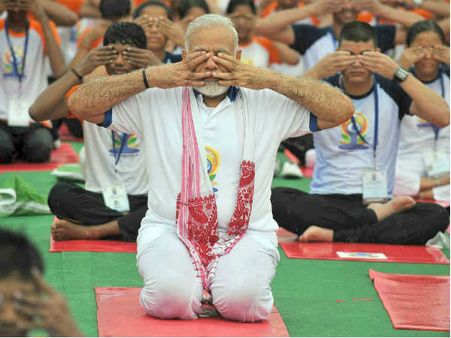 જીરો કોસ્ટ સ્વાસ્થય વીમો છે યોગ: PM મોદી