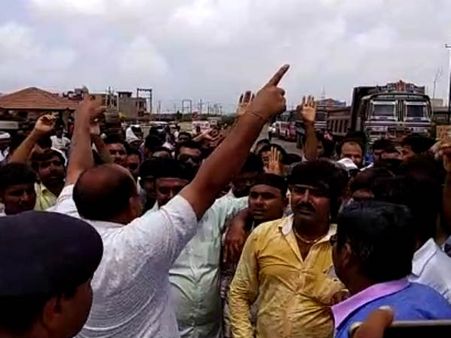 દેવભૂમિ દ્વારકાઃ પાણીની અછત સામે ગ્રામજનોનો ઉગ્ર વિરોધ