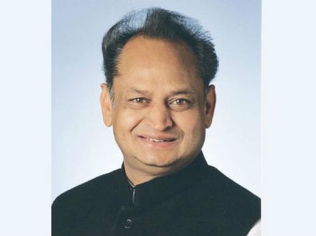 અશોક ગેહલોતના હાથમાં સત્તા