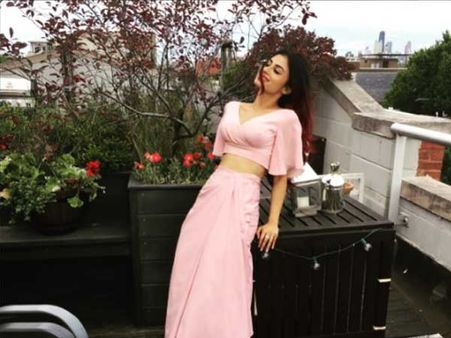 મૌનીનો ડિફરન્ટ અવતાર મૌનીનો ડિફરન્ટ અવતાર