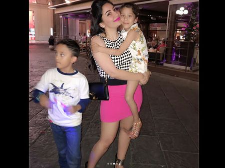 કઇ રીતે મળ્યા સંજય અને માન્યતા? કઇ રીતે મળ્યા સંજય અને માન્યતા?