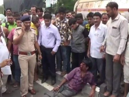 નેશનલ હાઇવે પર પૂરપાટ દોડતી કારે 5 વાહનોને અડફેટે લીધા