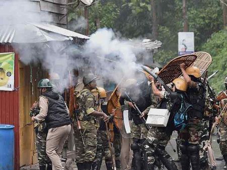 દાર્જિલિંગ હિંસામાં 1નું મૃત્યુ, 36 જવાન ઇજાગ્રસ્ત