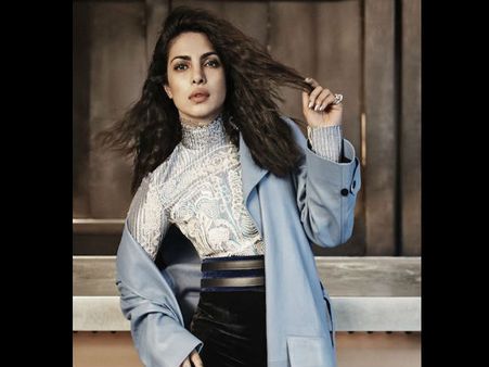 સિંગગ ડેબ્યૂ