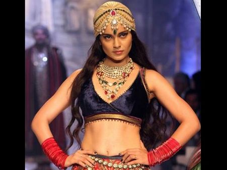 મણિકર્ણિકા - ધ ક્વીન ઓફ ઝાંસી મણિકર્ણિકા - ધ ક્વીન ઓફ ઝાંસી