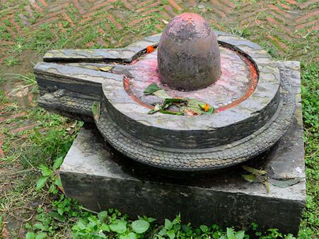 શિવલિંગની અર્ધ-પરિક્રમા