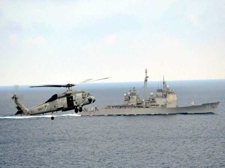 ચીને બોર્ડર પર ઉતાર્યા ટેન્ક, તો ભારતે પાણીમાં દેખાડી તાકાત