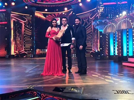 નીલ બટે સન્નાટા