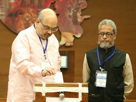 પંચ બન્યું પરમેશ્વર પંચ બન્યું પરમેશ્વર