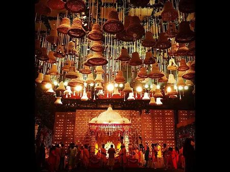 મુકેશ અંબાણીને ત્યાં ગણેશ ઉત્સવ, પણ પબ્લિસીટી મળી આ લોકોને?