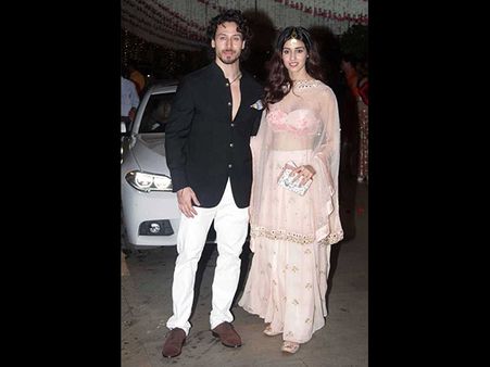 લવ બર્ડ્સ