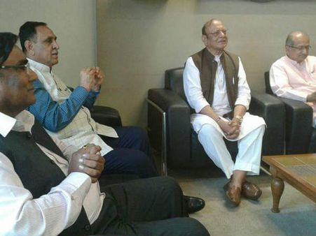 MLA પદેથી બાપુનું રાજીનામું, કહ્યું, કોઇ પક્ષમાં નહીં જોડાઉં