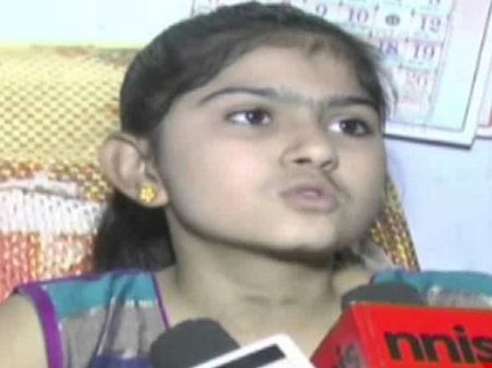 ચપ્પુના તીક્ષ્ણ ઘા સામે પણ ન હારી નાનકડી મિત્તલ