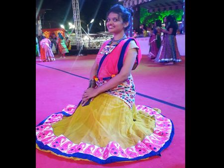 ટ્રેન્ડી ચણીયા-ચોળી