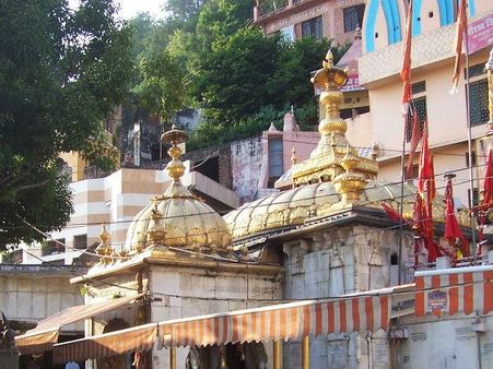 મંદિર છે અનોખુ મંદિર છે અનોખુ