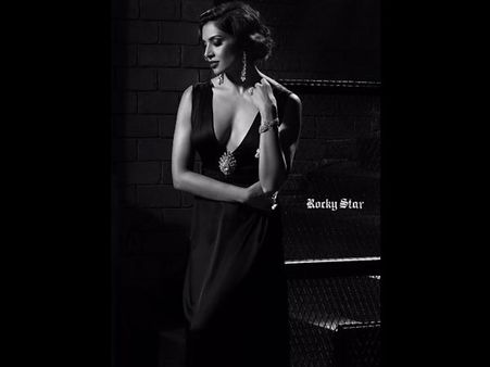 ફિલ્મોમાંથી ગાયબ આ એક્ટ્રેસે ફોટોશૂટમાં દેખાડ્યો કમાલ!