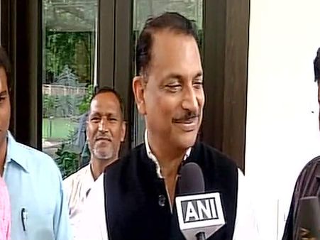 કેબિનેટ રિશફલ: રાજીનામા બાદ શું કહ્યું મંત્રીઓએ?