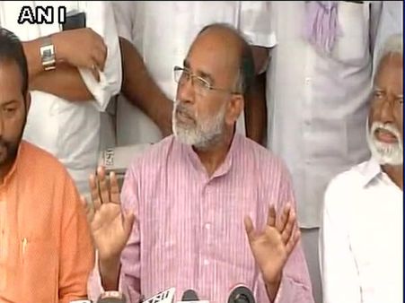 મોંધું પેટ્રોલ ખરીદવાથી તમે ભૂખે તો નથી મરતા ને?: મોદીના મંત્રી