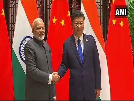 BRICS : ડોકલામ વિવાદ પછી પહેલી વાર મળ્યા મોદી અને જિનપિંગ