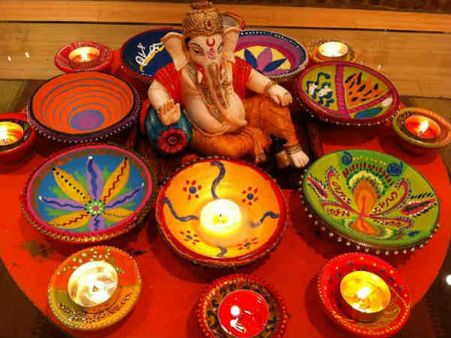 Diwali 2017 : દિવાળી પર લક્ષ્મીપૂજા માટે જરૂરી સામગ્રીનું લિસ્ટ