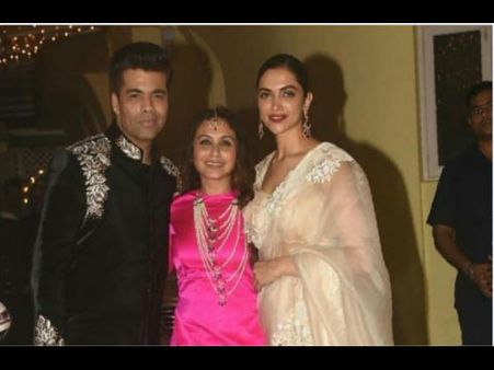 આમિર ખાનની પાર્ટી