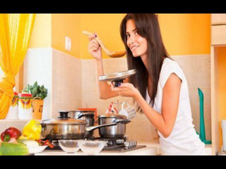 આ દિશા તરફ મોઢું રાખી બનાવવી રસોઈ