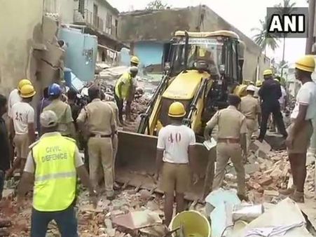 Video: બેંગલુરુના સિલેન્ડર બ્લાસ્ટ,6ની મોતમાં બાળકીને બચાવાઇ