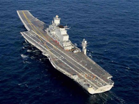 કોચીમાં ગુજરાતી નેવી અધિકારીની ગોળી લાગવાથી થઇ મોત