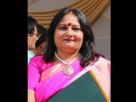 રાજકોટ: બાપુના ખાસ મનાતા કાશ્મીરા નથવાણી જોડાયા BJPમાં