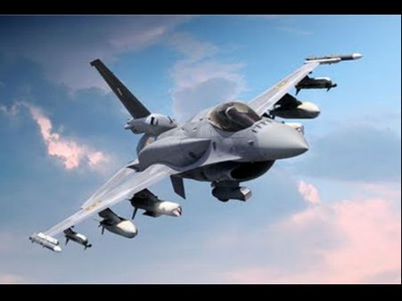 હવામાં અથડાયા બે એરક્રાફ્ટ, 2 ભારતીય સહિત 4નું મૃત્યુ